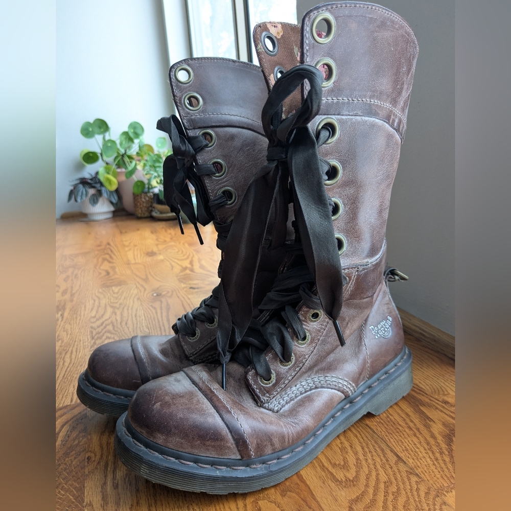 Doc Martens Maasai Triumph Waxed Brown Ribbon Lace Up Fold Down Boot